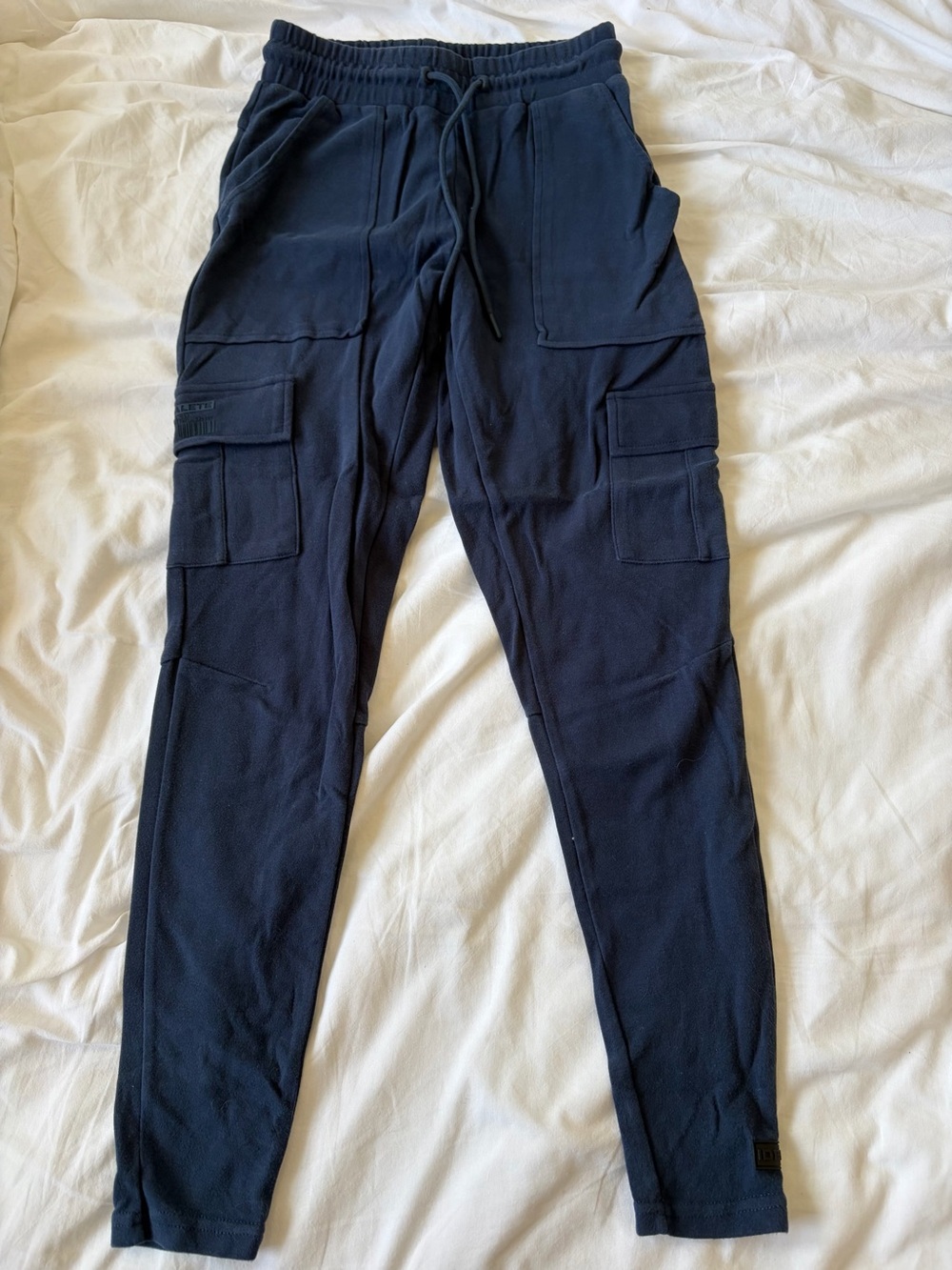 Alphalete Identity Cargo Women’s Joggers